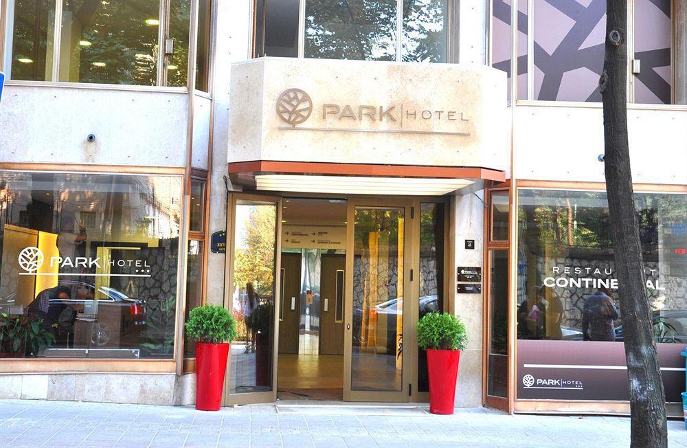 Moxy Belgrade Hotel Exterior foto