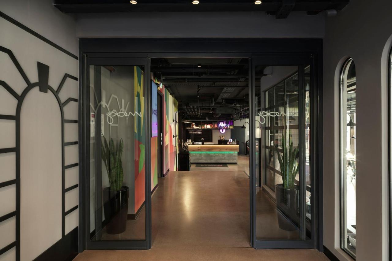 Moxy Belgrade Hotel Exterior foto