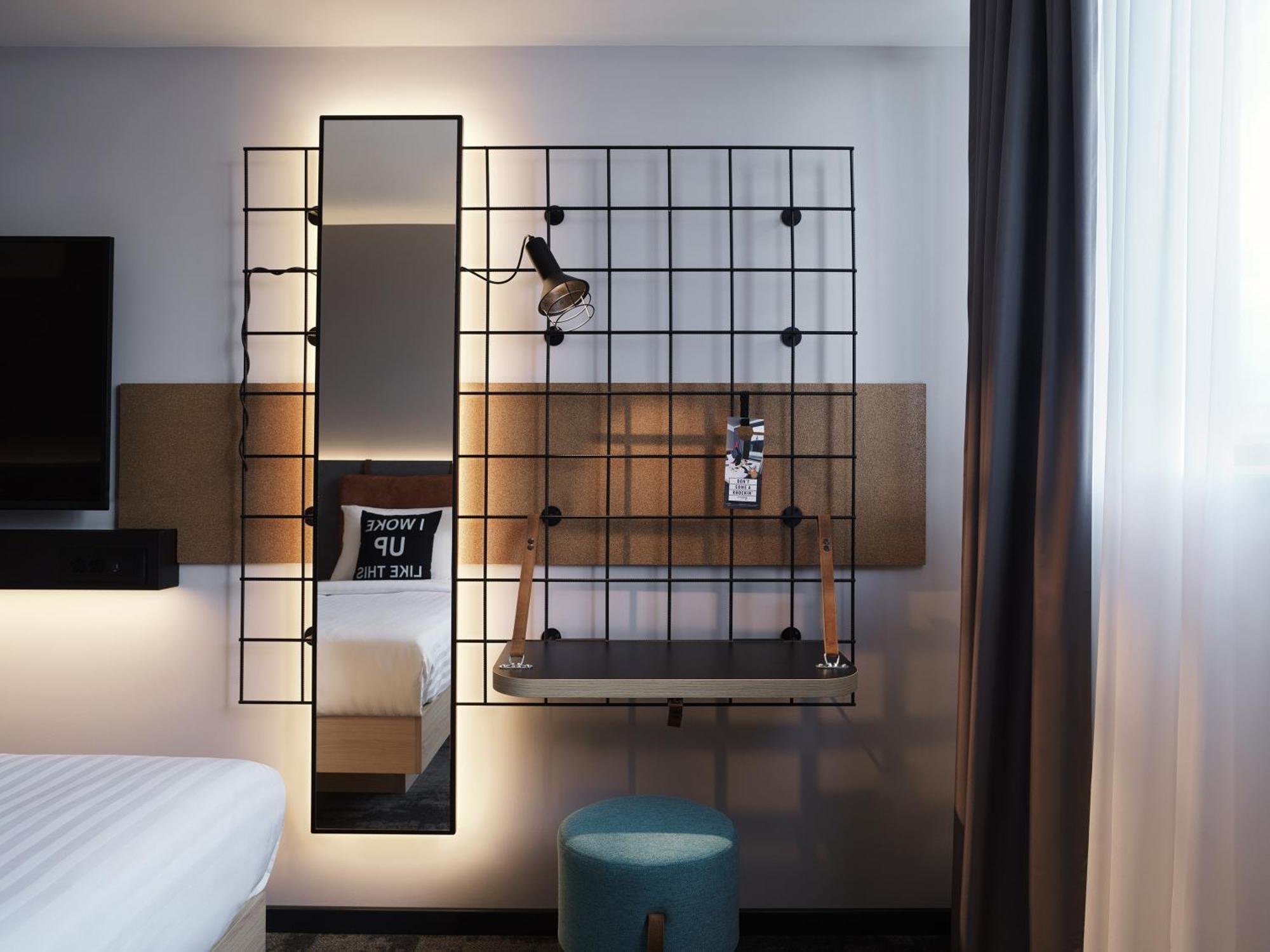Moxy Belgrade Hotel Exterior foto